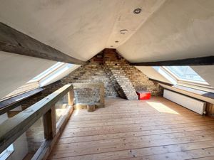 Photo 24- click for photo gallery